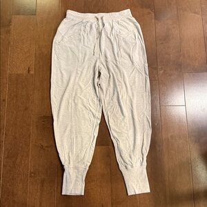 Lululemon 6 French terry joggers